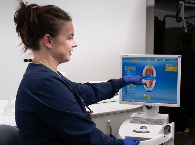 Parkway Dental is your Boise dentist for answers to your mouth pain. Our digital intraoral scanning and 3D CT scanning quickly produce sharp images of your oral cavity.