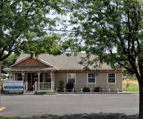 Our Eagle dentist office is located on old State east of Eagle Road. Easily accessible our dentists serve patients from Eagle, Star & Meridian.